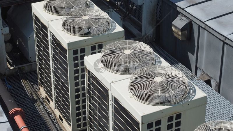 车间降温，选对小型制冷机组是关键**